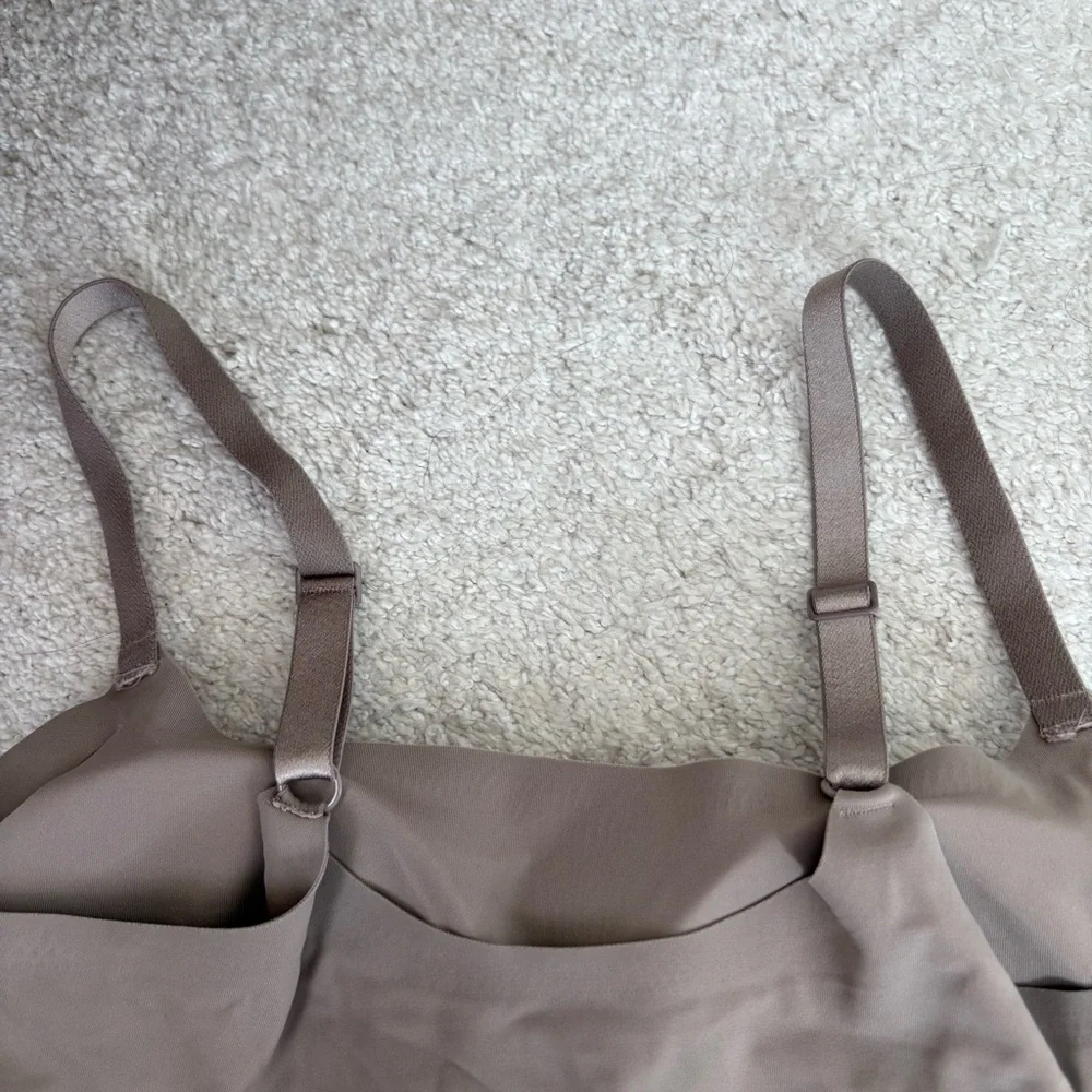 True & Co. Scoopneck Seamless Gray Beige Bralette